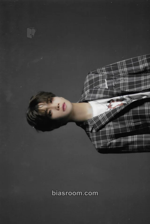 ASTRO - MJ - Rise Up Album raw photo pop-up store pop-up exclusive photo exhibit