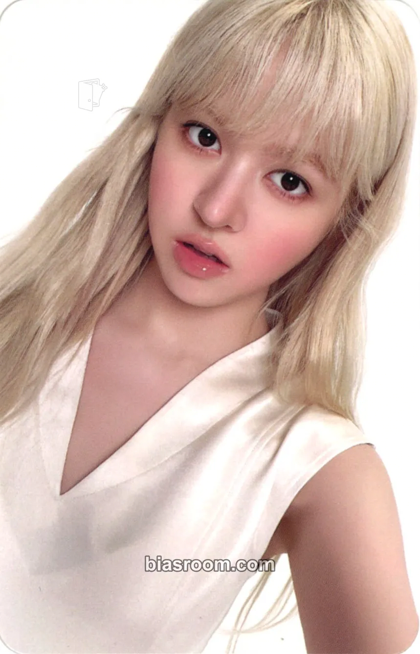 Lily Heavy Serenade Photocard - NMIXX - NMIXX K-pop photocard