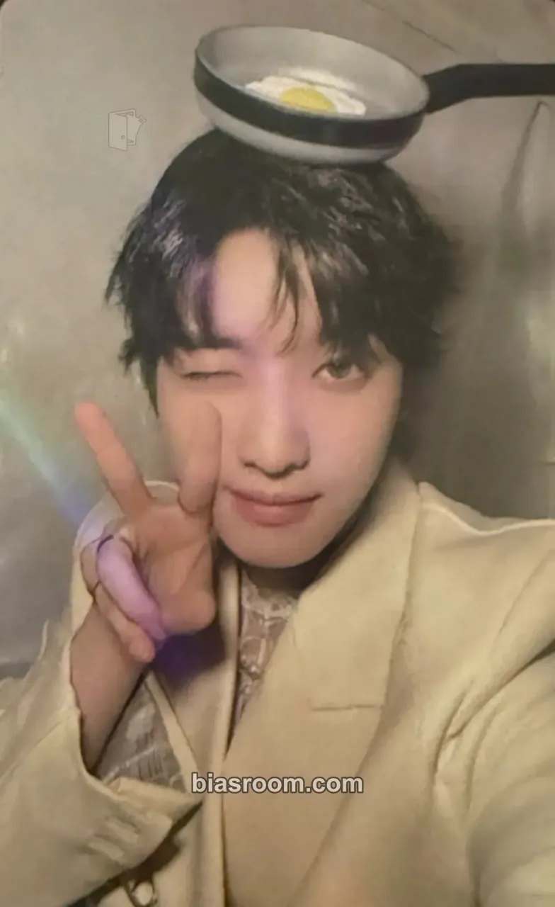 Yujun HOUSE OF TRICKY : SPUR Photocard - xikers - xikers K-pop photocard