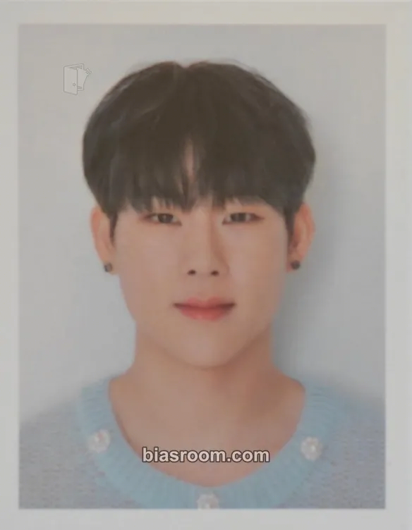 Joohoney 2024 Season's Greetings Day After Day Photocard - MONSTA X - MONSTA X K-pop photocard