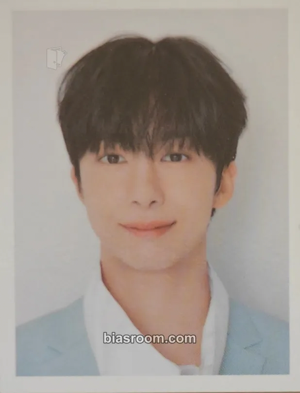 Hyungwon 2024 Season's Greetings Day After Day Photocard - MONSTA X - MONSTA X K-pop photocard