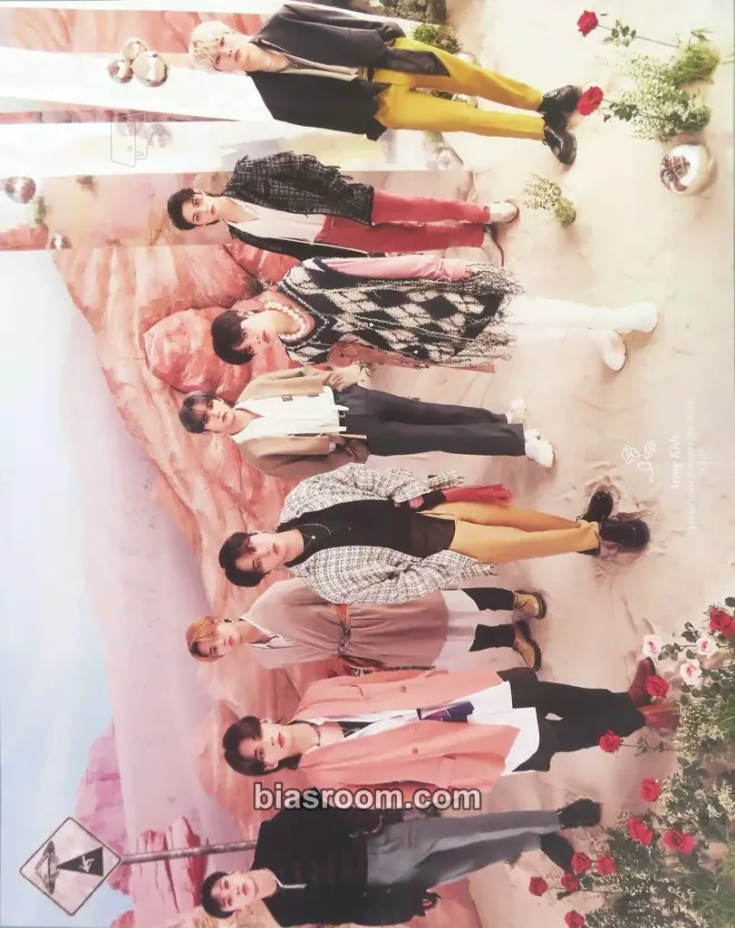 2023 Japan Season's Greetings - S-318 Photocard - Stray Kids - Stray Kids K-pop photocard