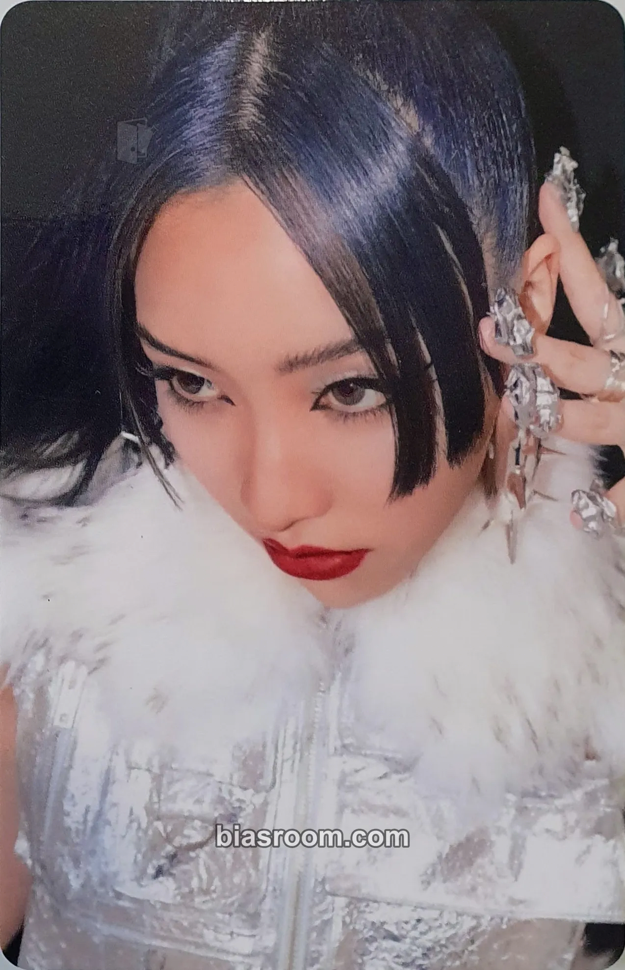 MAYA XG FIRST WORLD TOUR: THE FIRST HOWL Photocard - XG - XG K-pop photocard