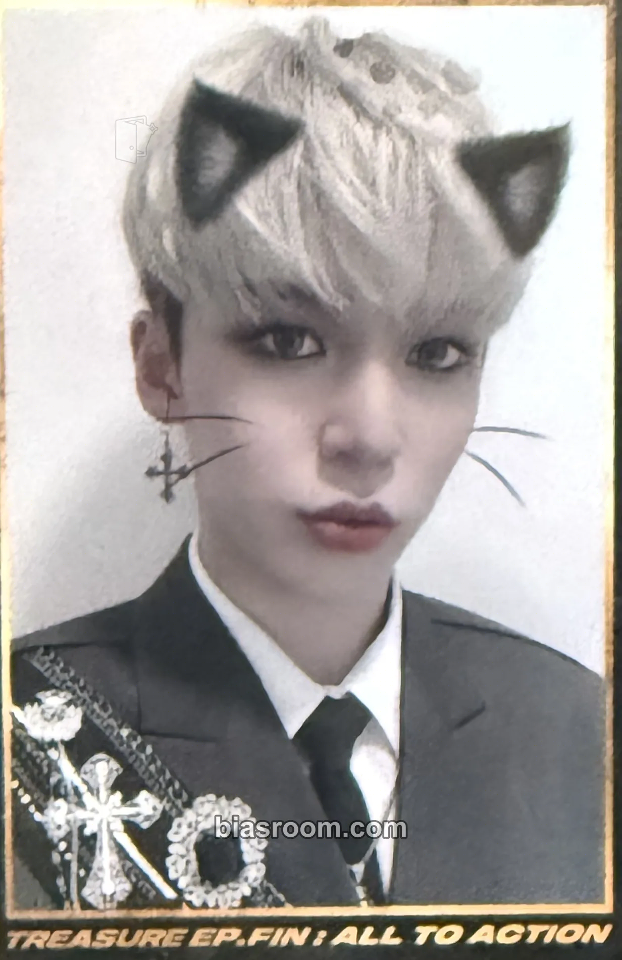 Yunho TREASURE EP.FIN : All To Action Photocard - ATEEZ - ATEEZ K-pop photocard
