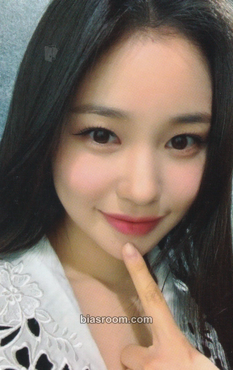 Jihan Play Game : Awake Photocard - Weeekly - Weeekly K-pop photocard