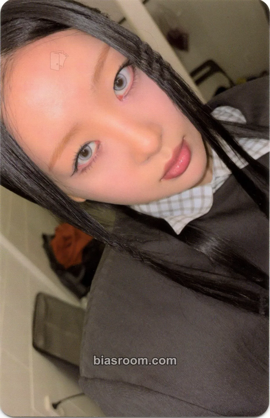 Yves YVES 3rd World Tour: YVES Tour 2026 Photocard - Yves - Yves K-pop photocard