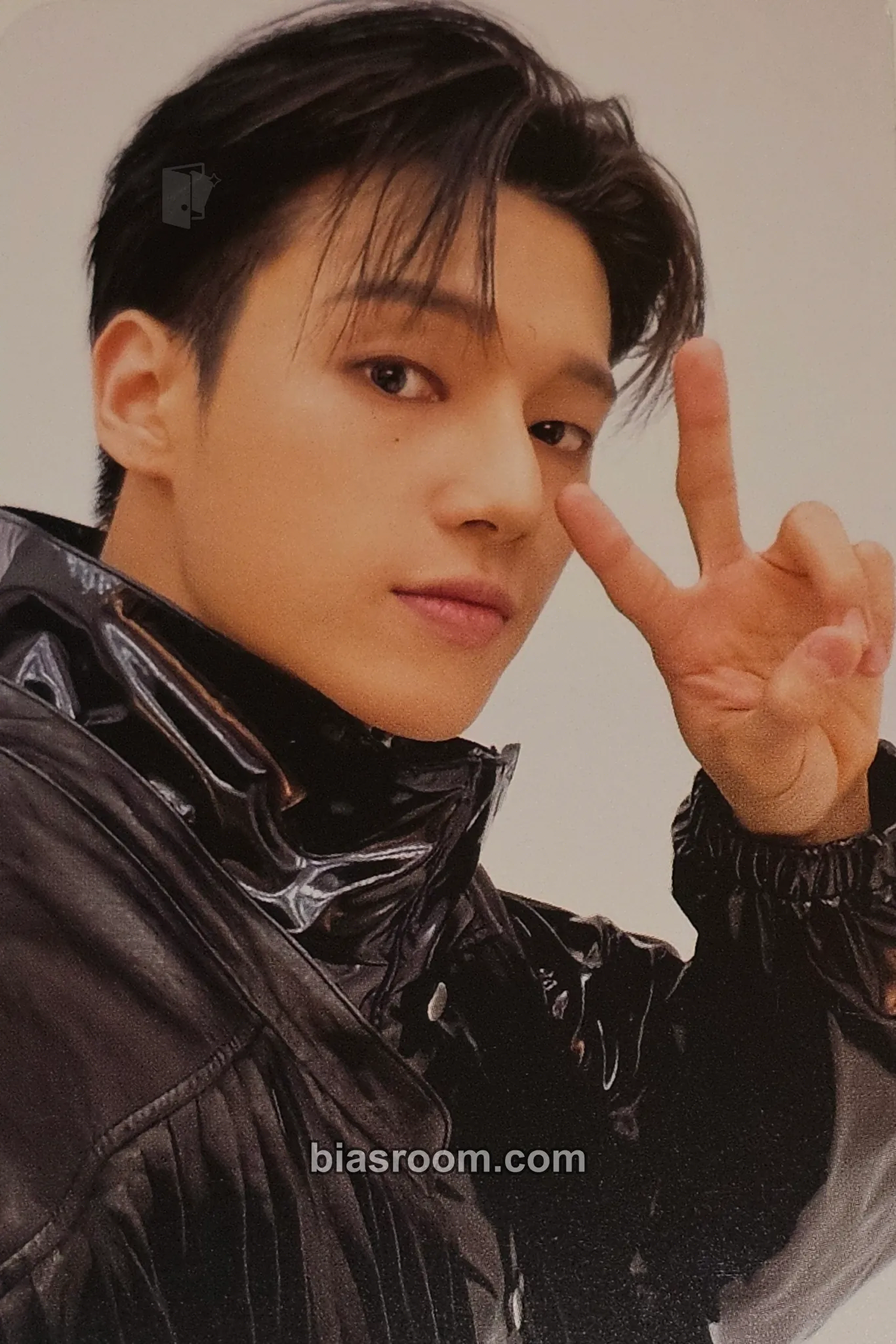 Wooyoung Towards The Light : Will To Power World Tour 2024 - 2025 Photocard - ATEEZ - ATEEZ K-pop photocard