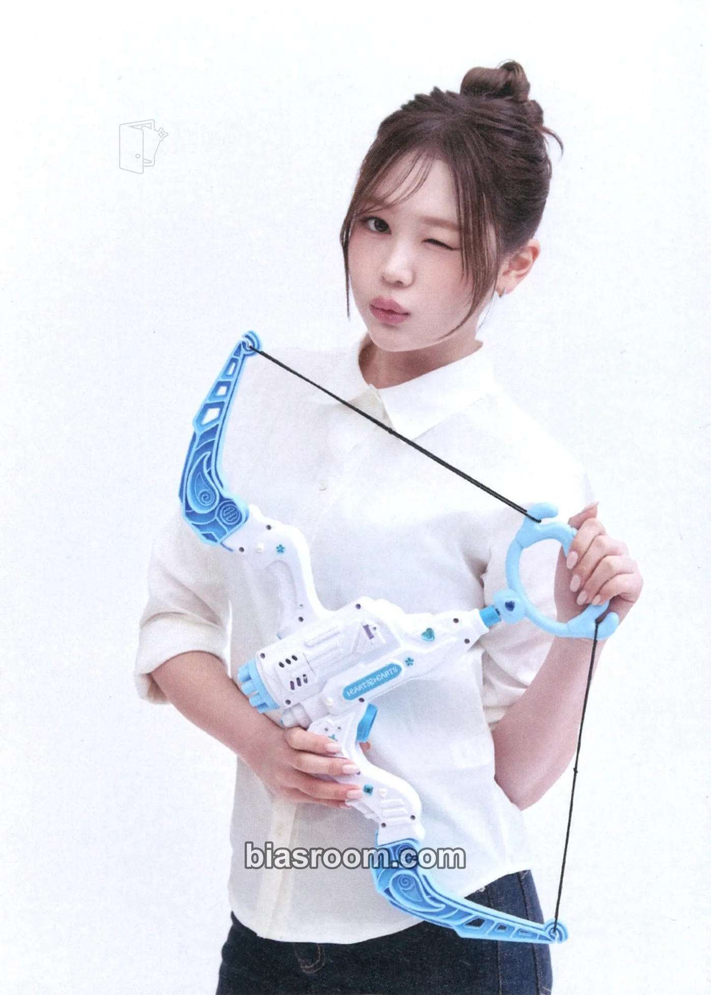 Ye-on S2U Official Membership Photocard - Hearts2Hearts - Hearts2Hearts K-pop photocard