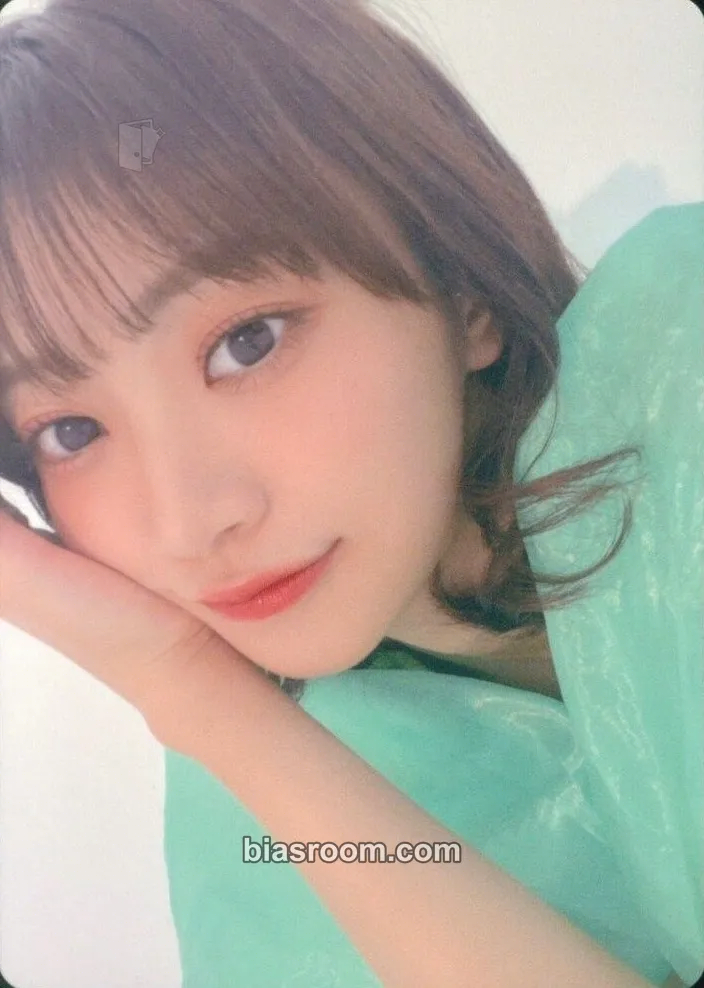Kana Itakura -KAWAII LAB. 3rd Anniversary Special Live Official Goods Photocard - Cutie Street - Cutie Street K-pop photocard