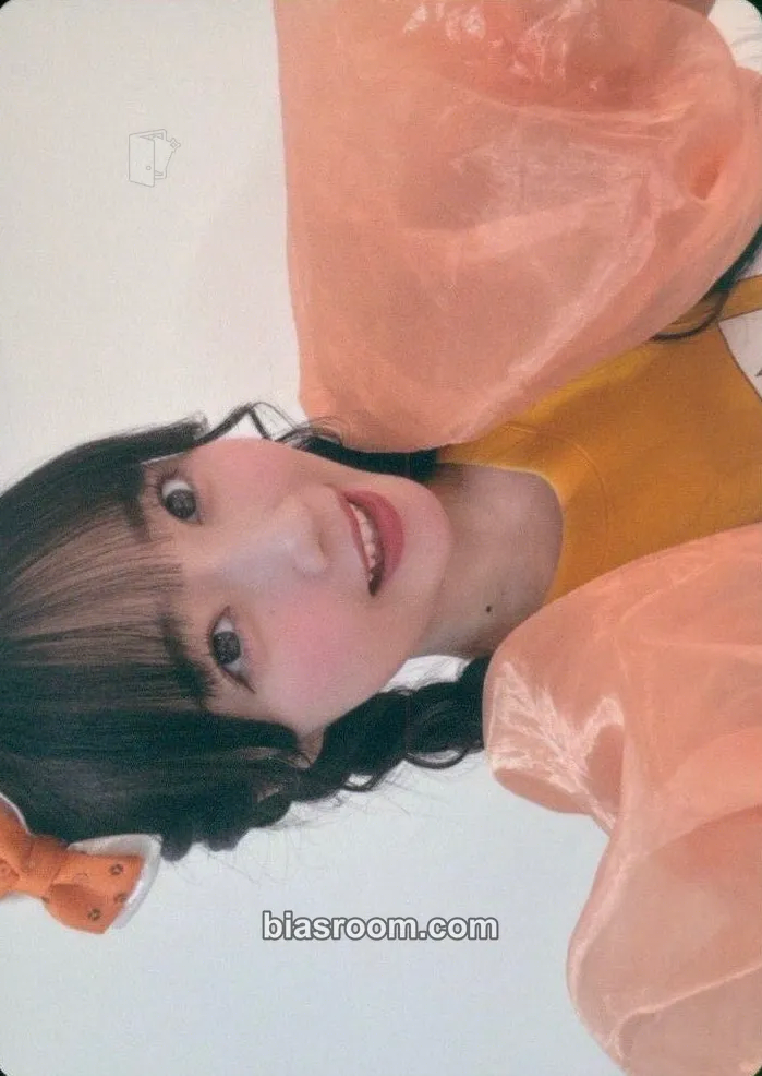 Emiru Kawamoto -KAWAII LAB. 3rd Anniversary Special Live Official Goods Photocard - Cutie Street - Cutie Street K-pop photocard