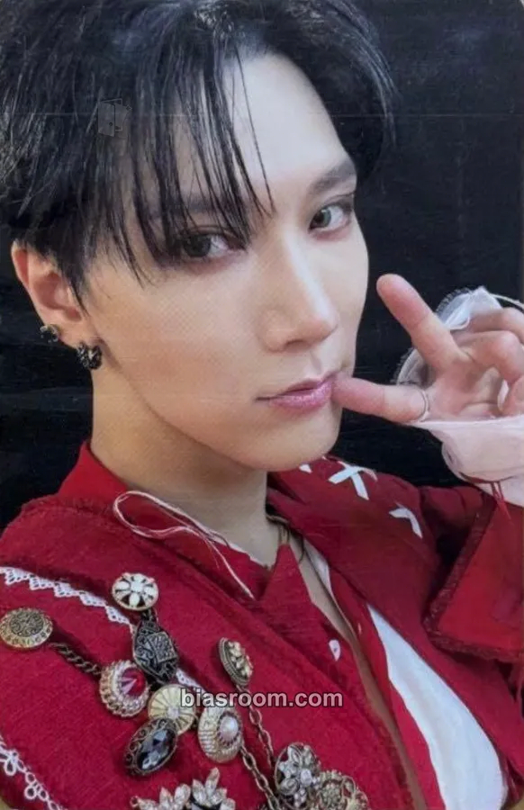 Ten Phantom Photocard - WayV - WayV K-pop photocard