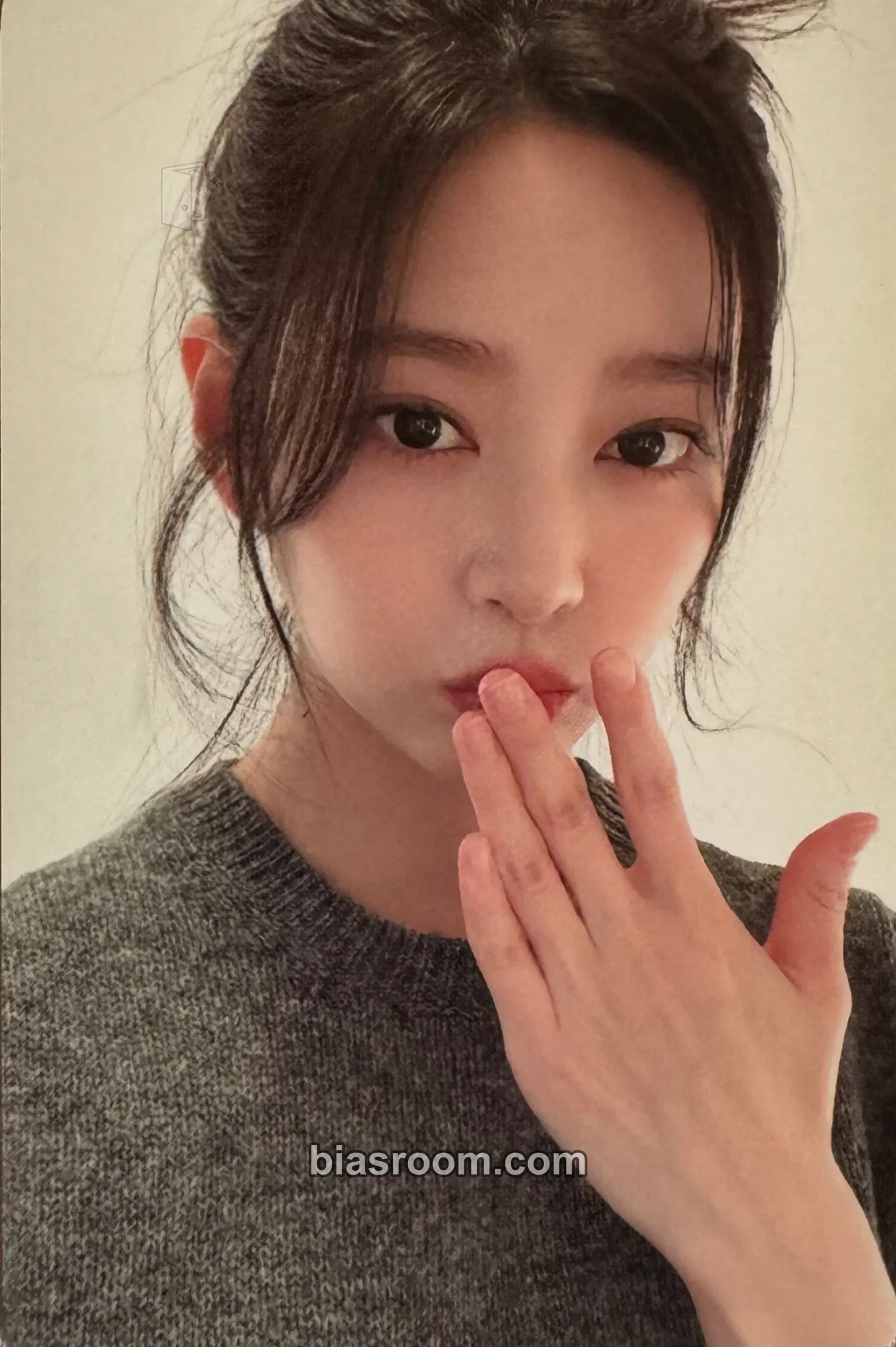 Minju 2024 Season’s Greetings - 문득, Anywhere Photocard - Kim Minju - Kim Minju K-pop photocard