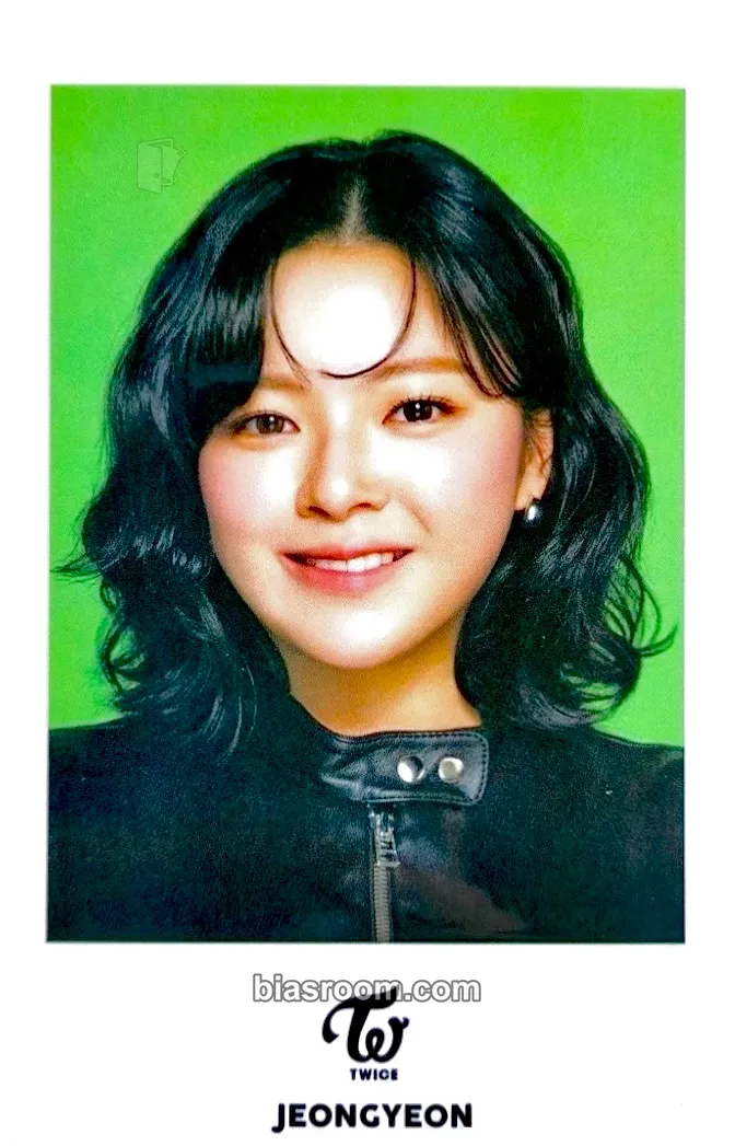 Jeongyeon TWICE 6th World Tour THIS IS FOR Photocard - TWICE - TWICE K-pop photocard