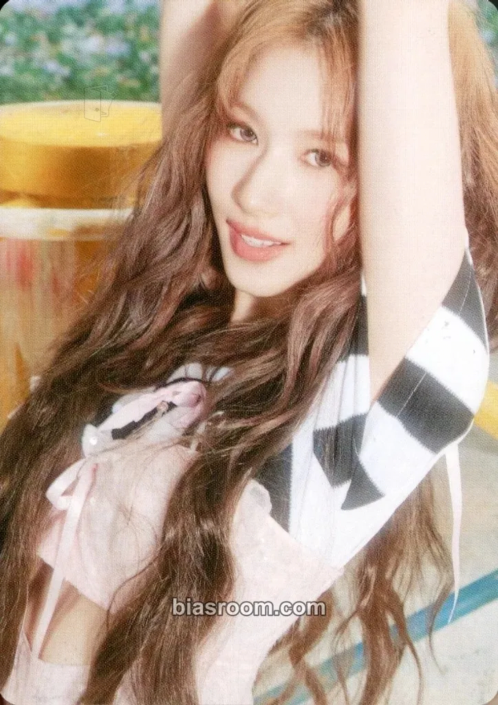 Sana MISAMO Japan Dome Tour 2024 ‘HAUTE COUTURE’ Photocard - TWICE - TWICE K-pop photocard