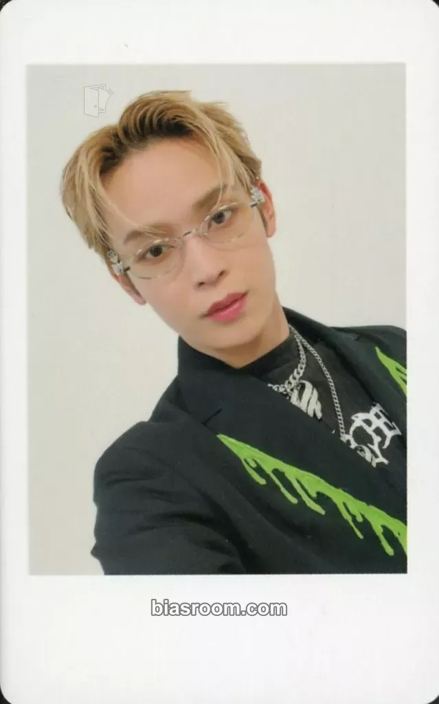 Sho Yonashiro JO1 in Wonderland Exhibition Photocard - JO1 - JO1 K-pop photocard