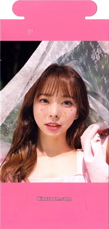 ViVi 2020 Summer Package: LOONA Island Photocard - LOONA - LOONA K-pop photocard