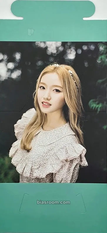 Go Won 2020 Summer Package: LOONA Island Photocard - LOONA - LOONA K-pop photocard