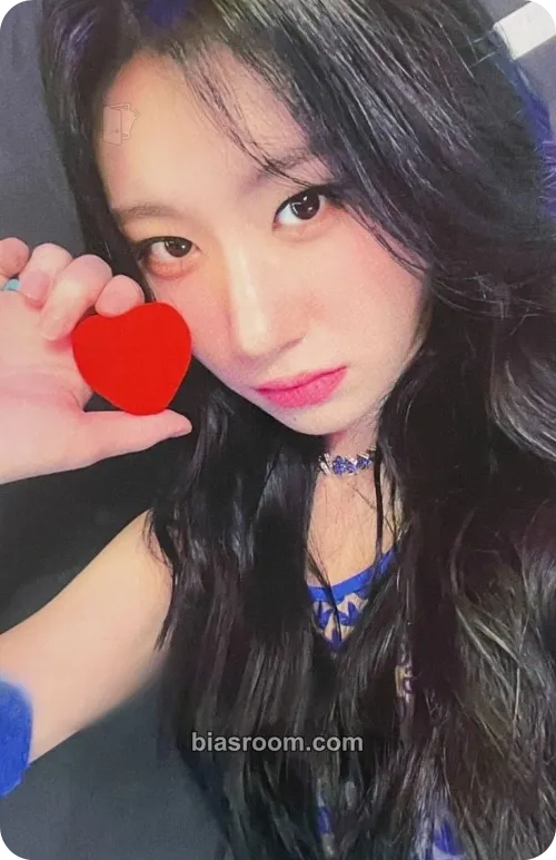 Chaeryeong CHECKMATE Photocard - ITZY - ITZY K-pop photocard