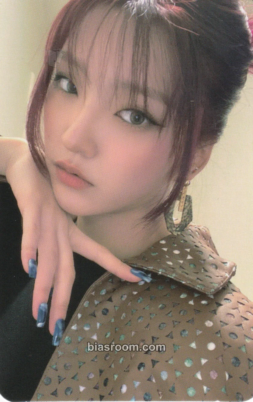 Soeun Play Game : Awake Photocard - Weeekly - Weeekly K-pop photocard