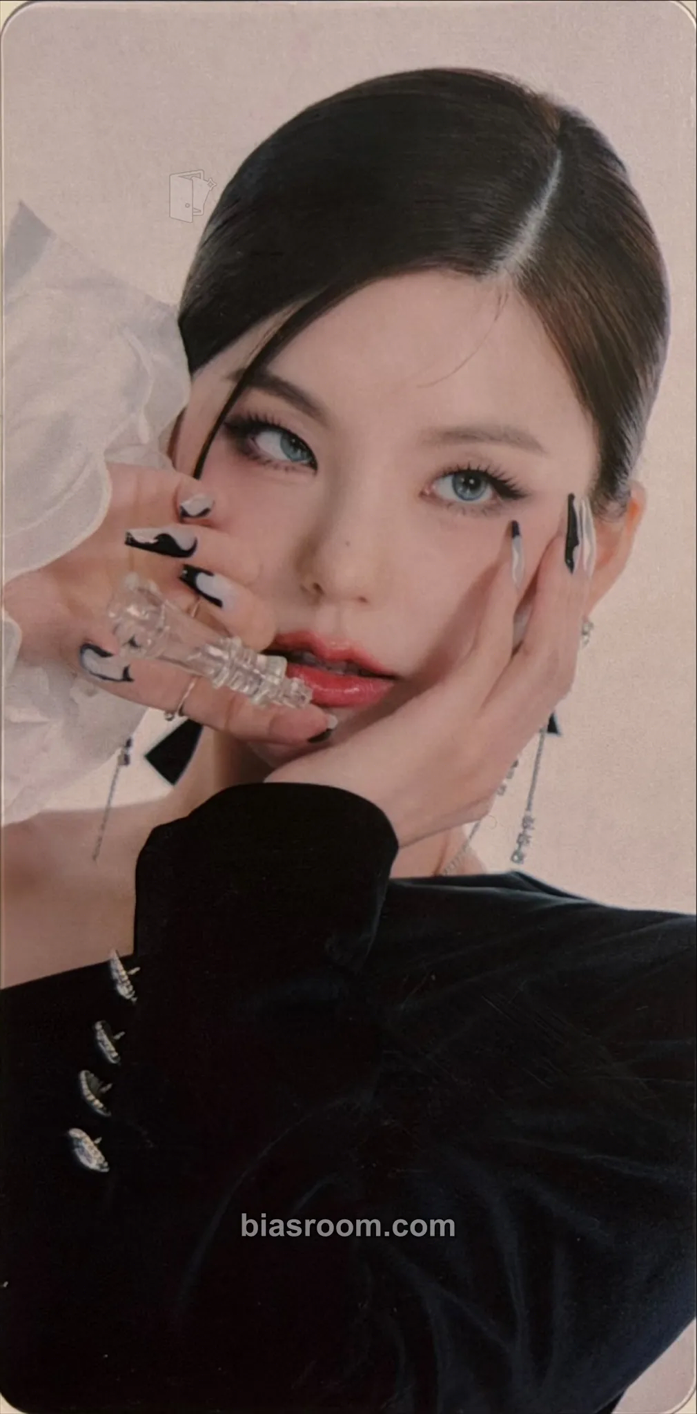 Yeji CHECKMATE Photocard - ITZY - ITZY K-pop photocard