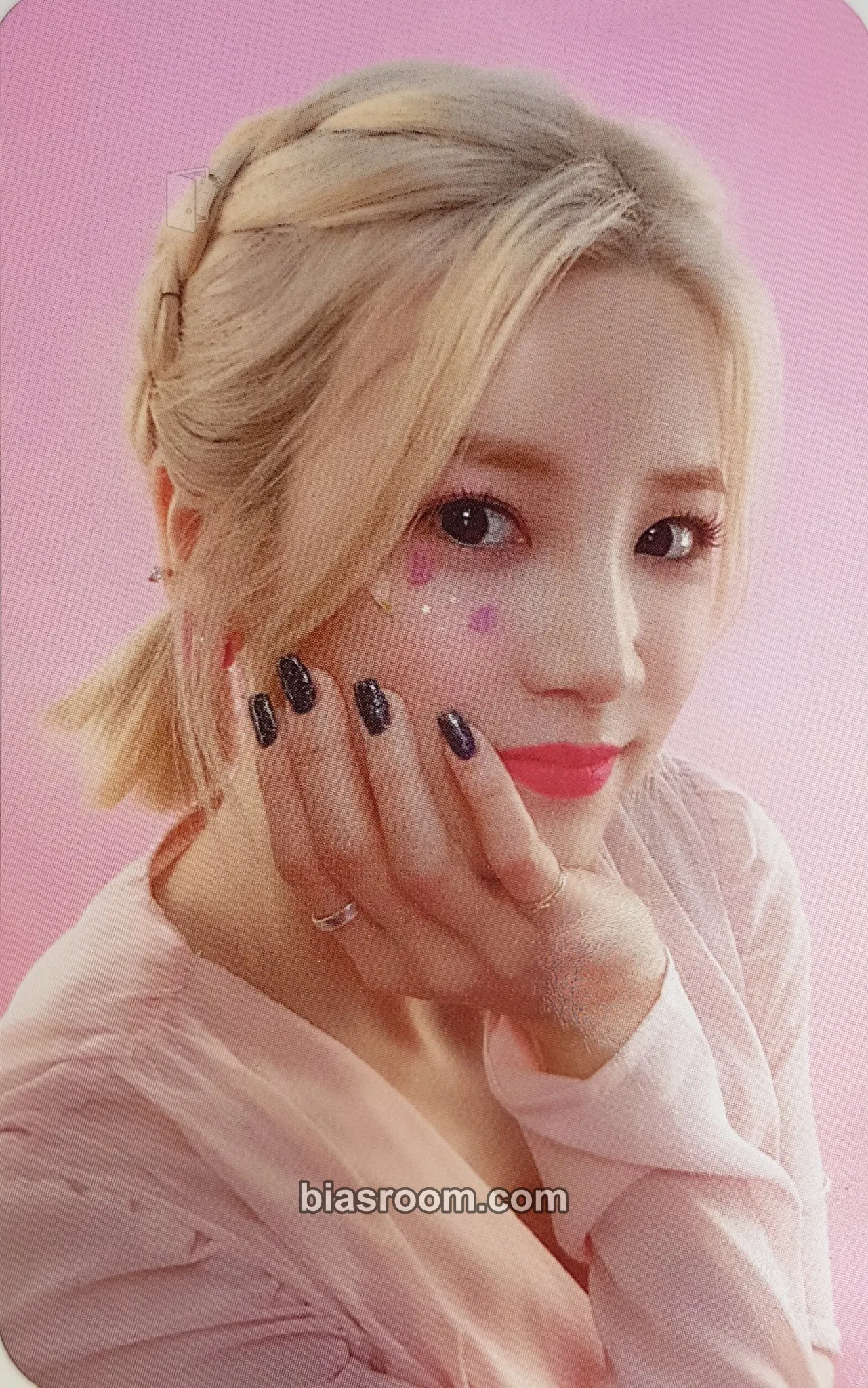Chorong 2020 season’s greetings “Floral Day” Photocard - Apink - Apink K-pop photocard