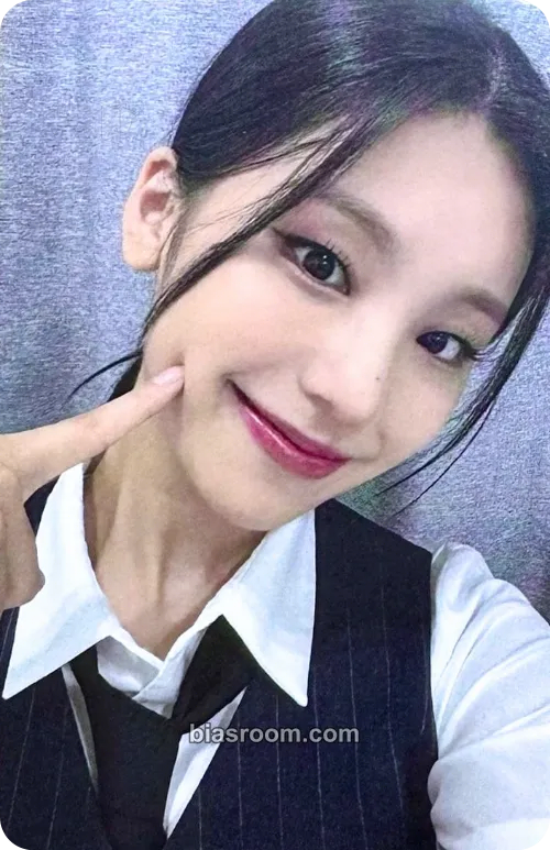 Yeji CHECKMATE Photocard - ITZY - ITZY K-pop photocard
