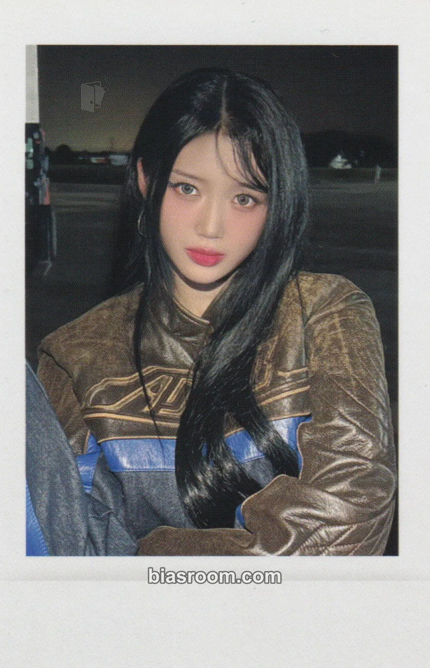 Yubin Performante Photocard - tripleS - tripleS K-pop photocard