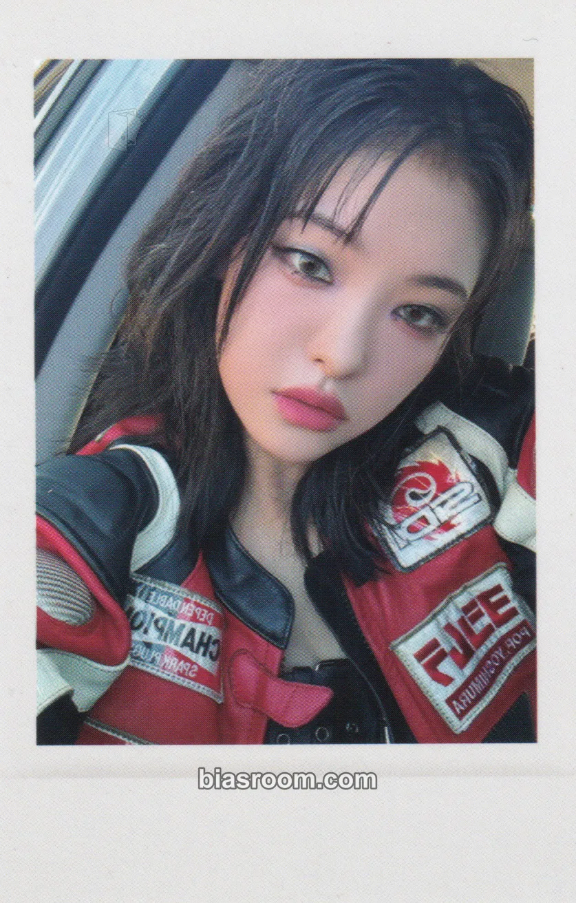 Lynn Performante Photocard - tripleS - tripleS K-pop photocard