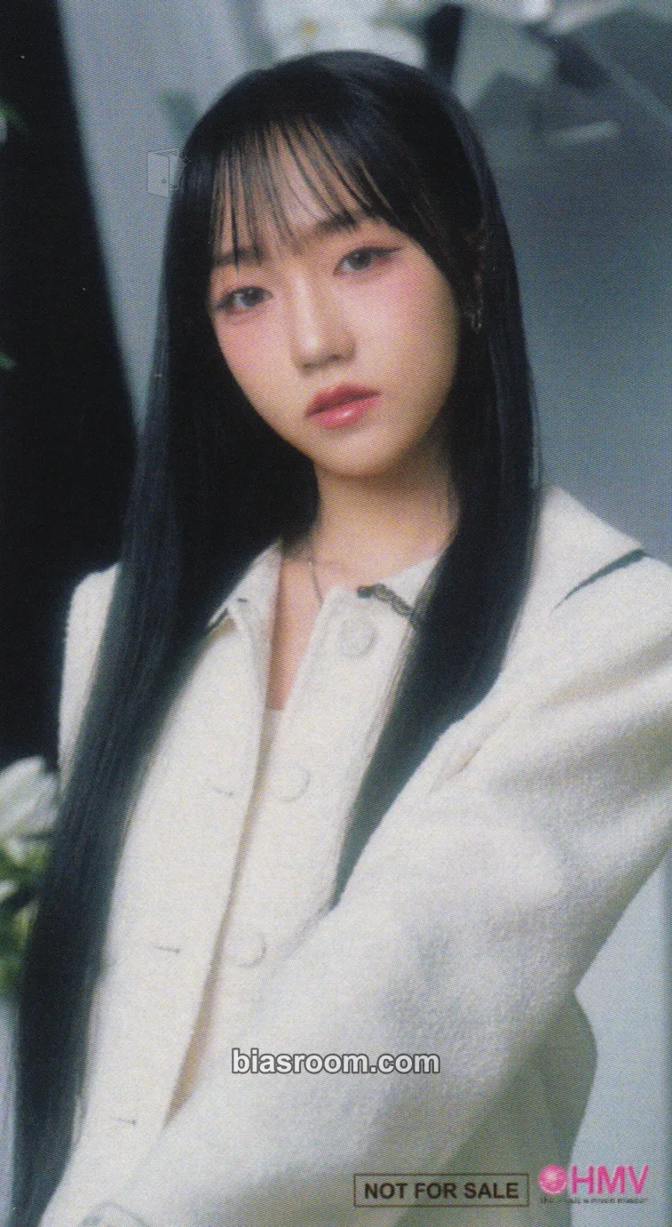 Shion Untitled Photocard - tripleS - tripleS K-pop photocard