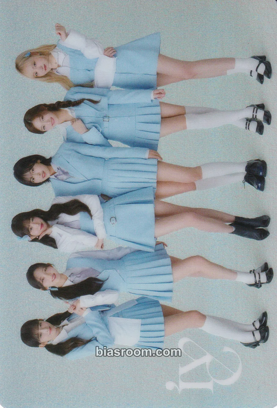 IVE FROM STARSHIP ENTERTAINMENT WITH AMUSE WAFER Photocard - IVE - IVE K-pop photocard