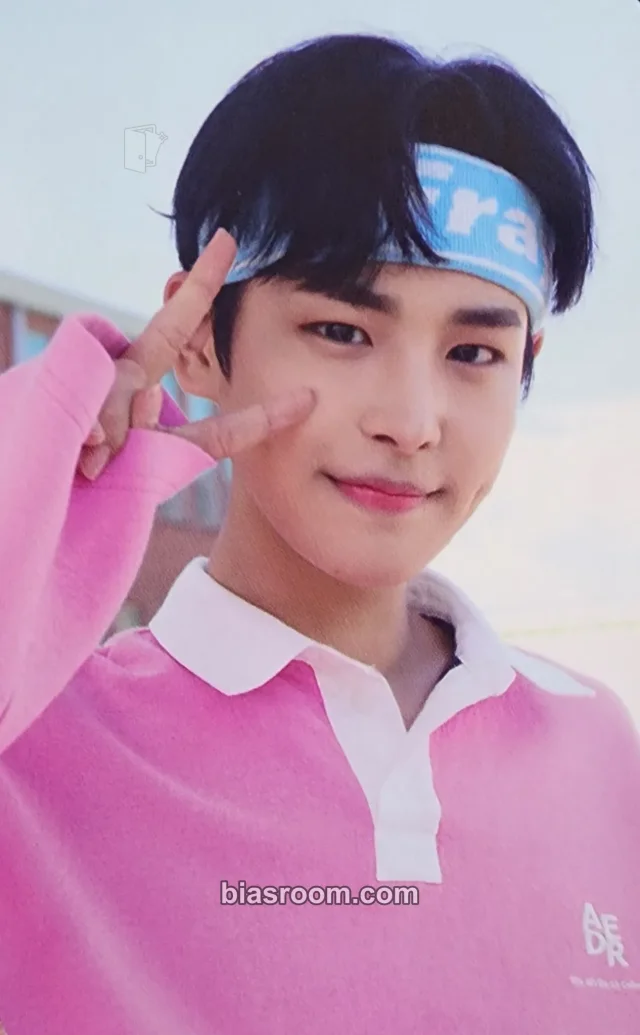 VICTON - Byungchan - Identity Album album photocard