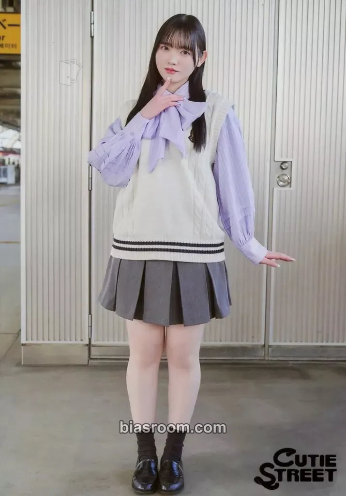 Nagisa Manabe 5 Photo Set -Love Train Edition- Photocard - Cutie Street - Cutie Street K-pop photocard