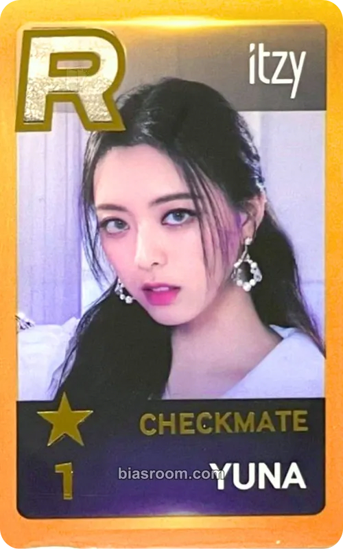 Yuna ITZY The 1st World Tour 'Checkmate' Photocard - ITZY - ITZY K-pop photocard