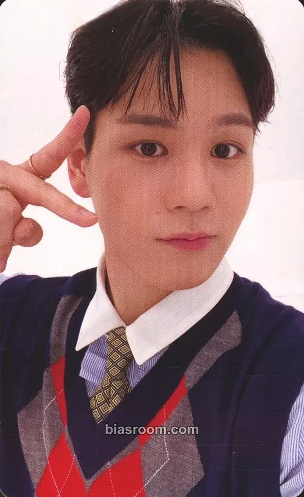 Issei Mamehara JO1 OFFICIAL LIGHT STICK Ver.2 Photocard - JO1 - JO1 K-pop photocard