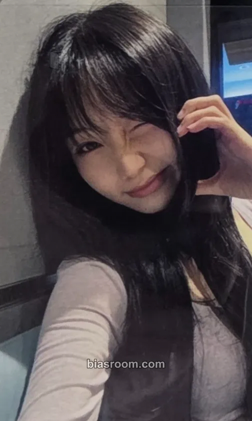 Sujeong NEW CAR TOKYO DRIVE Photocard - Ryu Sujeong - Ryu Sujeong K-pop photocard