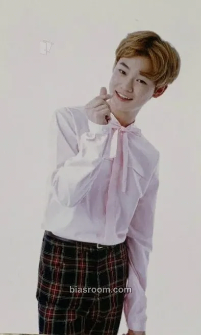 Chenle NCT SUM Cheer Event Photocard - NCT - NCT K-pop photocard