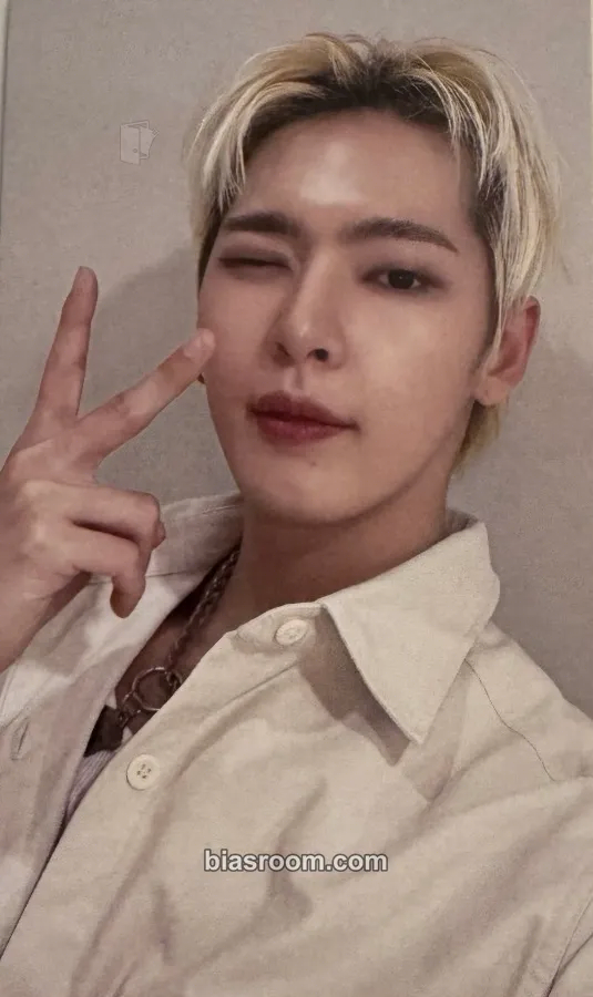 KB 2024 Fan-con in Japan Photocard - OnlyOneOf - OnlyOneOf K-pop photocard