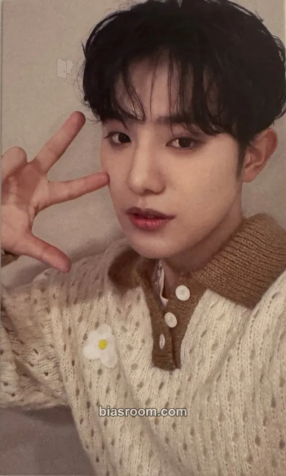 Mill 2024 Fan-con in Japan Photocard - OnlyOneOf - OnlyOneOf K-pop photocard