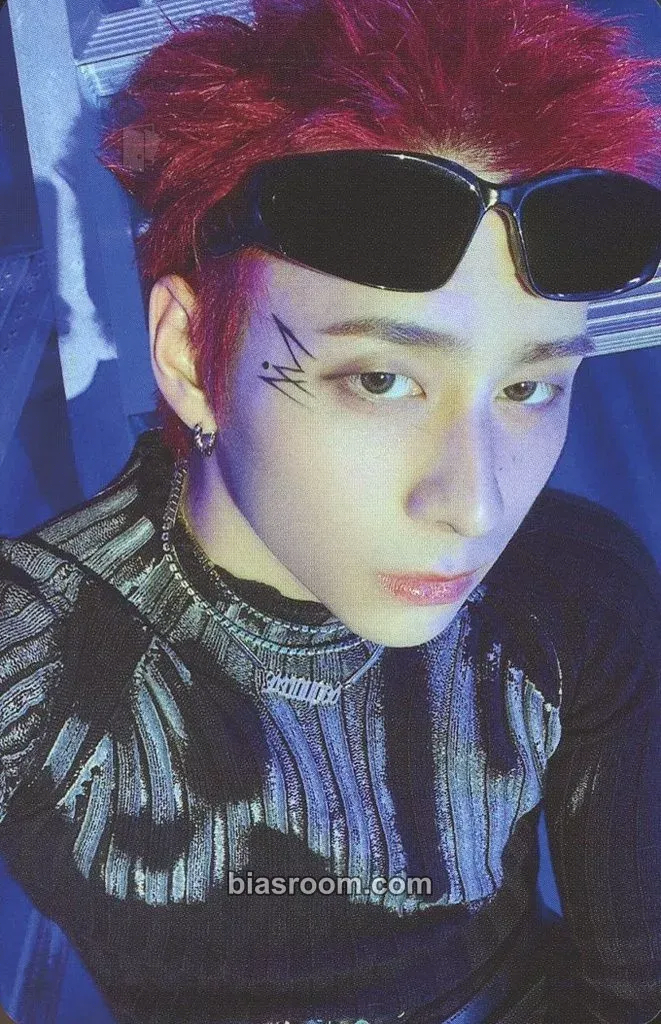 Hiroto THE VIEW Photocard - INI - INI K-pop photocard