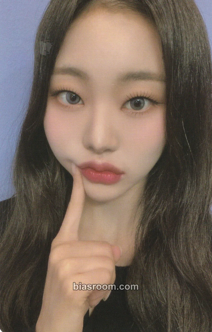 Sheon The Billage of Perception: Chapter Three Photocard - Billlie - Billlie K-pop photocard
