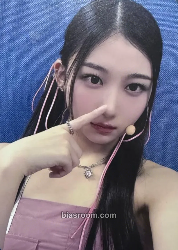 Kaede Muhan Photocard - tripleS - tripleS K-pop photocard