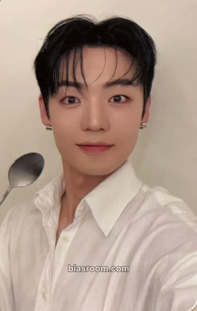 A.C.E - Kang Yuchan - Champagne Poppin' Album dear my muse (dmm) pob (pre-order benefit)
