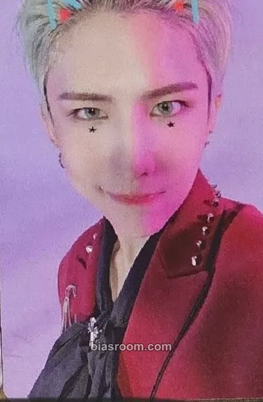 Wow UNDER COVER: THE MAD SQUAD Photocard - A.C.E - A.C.E K-pop photocard