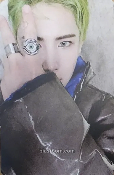 Wow UNDER COVER: THE MAD SQUAD Photocard - A.C.E - A.C.E K-pop photocard