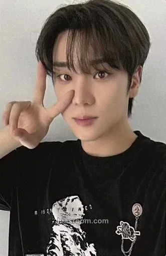Kim Byeongkwan PINATA Photocard - A.C.E - A.C.E K-pop photocard