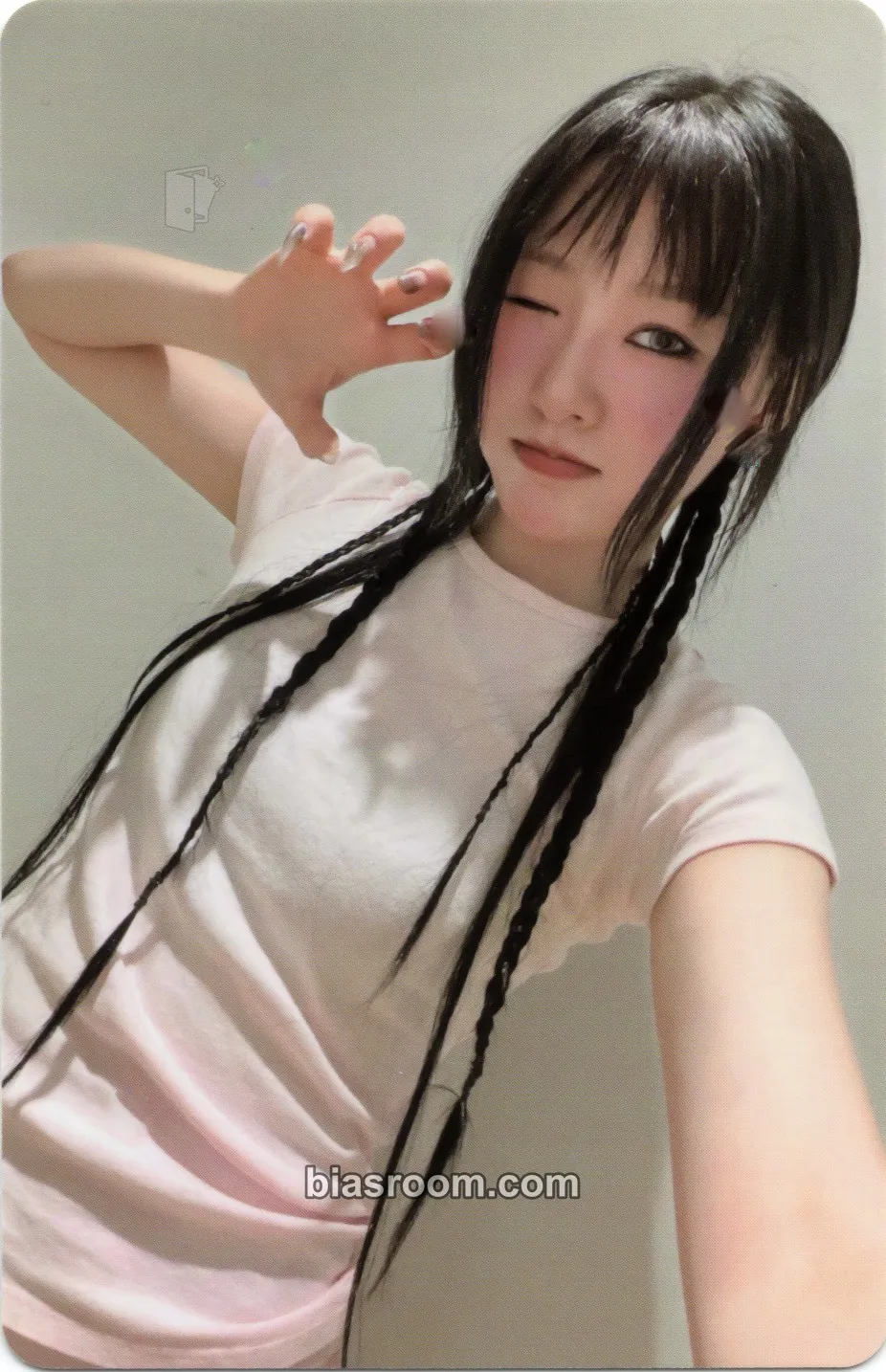 Yves YVES 3rd World Tour: YVES Tour 2026 Photocard - Yves - Yves K-pop photocard
