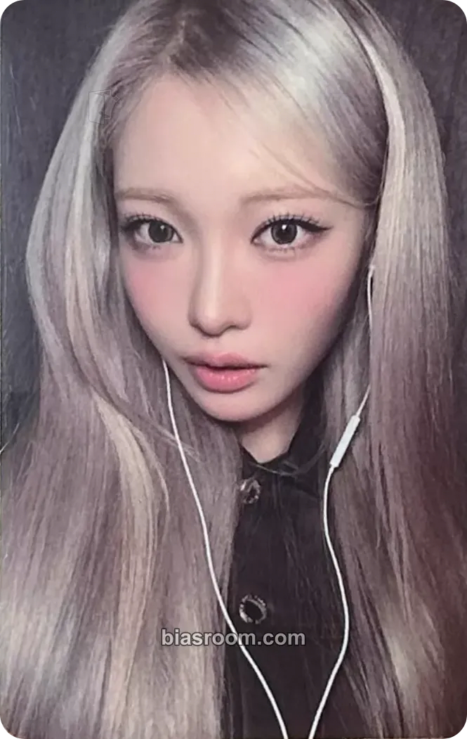 Haram cloud palace ~ false awakening Photocard - Billlie - Billlie K-pop photocard