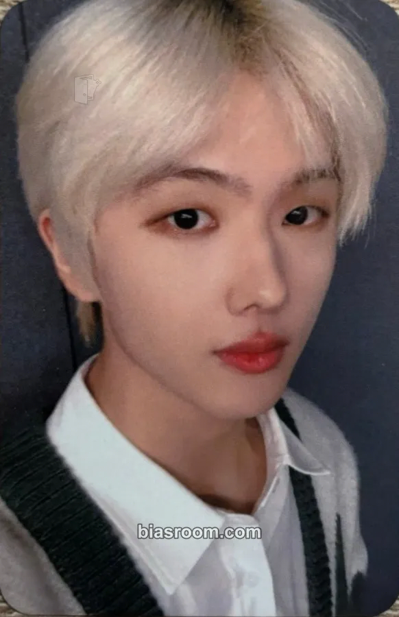 Jisung Antique Hand Mirror Photocard - NCT - NCT K-pop photocard