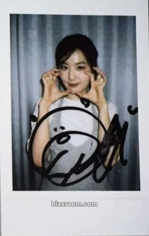 Seulgi Accidentally On Purpose Photocard - Red Velvet - Red Velvet K-pop photocard