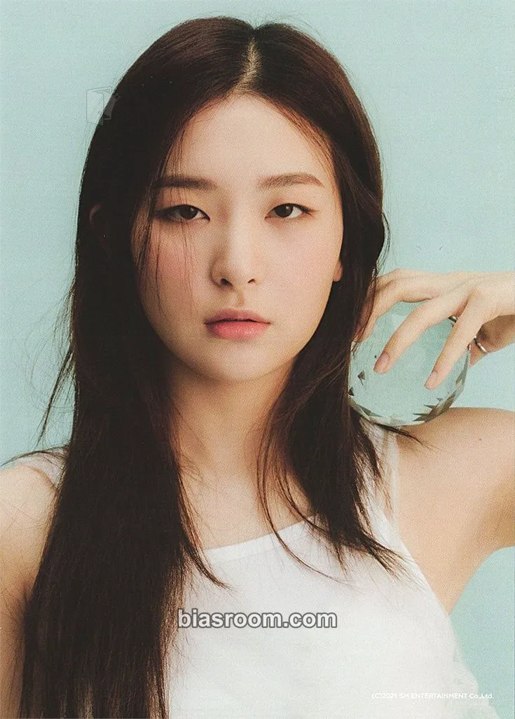 Seulgi 2021 Season's Greetings Photocard - Red Velvet - Red Velvet K-pop photocard